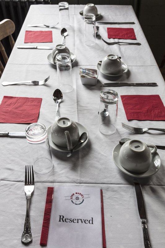 Airmens Mess 05.jpg